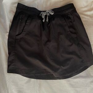 The North Face Women's Black Skort